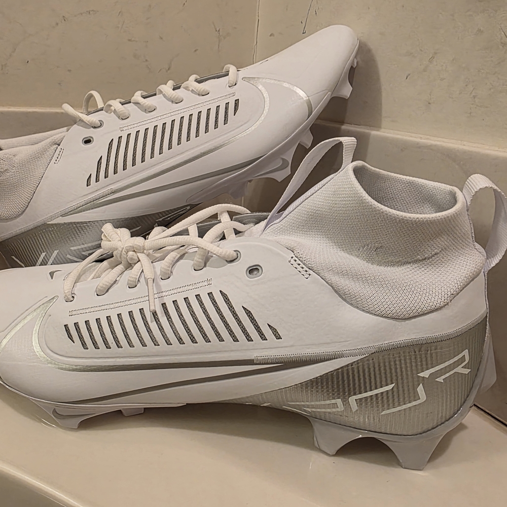 Nike White Athletic Shoes